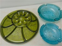 Vintage Matching Ash Trays and Egg Platter