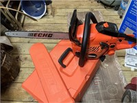 Like new - Echo chainsaw - NICE!