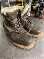 8.5 Sean John Boots