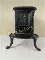 SMALL CAST IRON PARLOR STOVE: