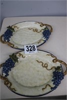 (2) Grape Themed Platters(R1)