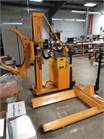 T&S Equip Co. Roll Pallet Truck (SEE NOTE)