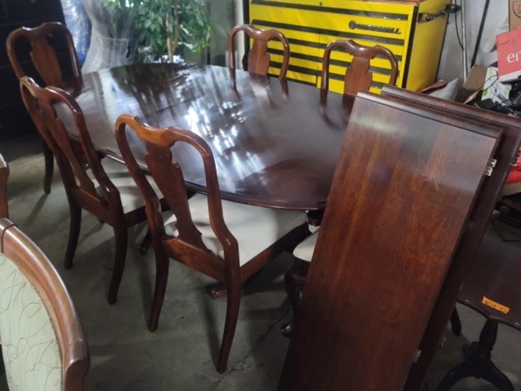 7 Piece - Mahogany Oval Dining Table Set W/Leaf