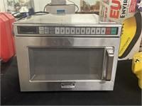 Panasonic NE-1258R Commercial Microwave