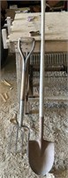tator fork, sand shovel