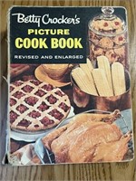 VTG Betty Crocker's Picture Cook Book