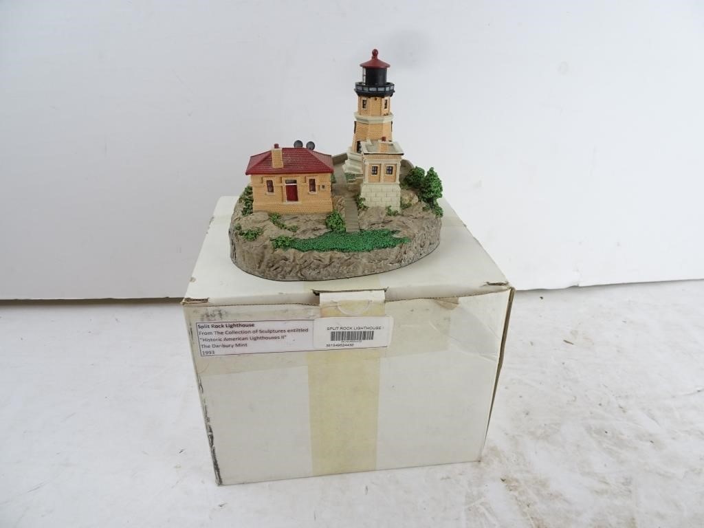 The Danbury Mint Lighthouse Collection - Split