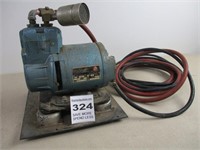 BELL & GOSSET OIL-LESS AIR COMPRESSOR