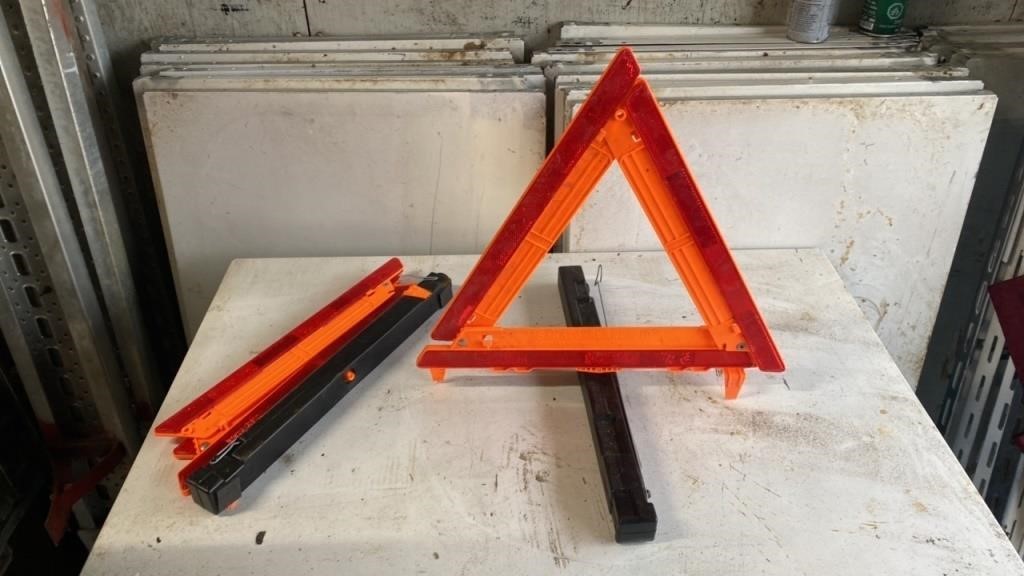 Emergency triangles