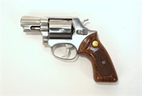 Taurus Model 85 stainless .38 SPL double action