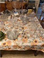Glasses, coffee cups, plates and more glassware