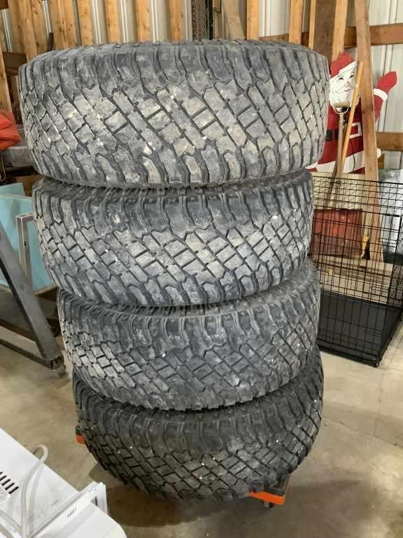 Set of 4 Trail Blade XLT tires, 35 x 12.50 R17 LT