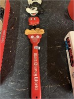 WALT DISNEY WORLD MICKEY MOUSE BACK SCRATCHER