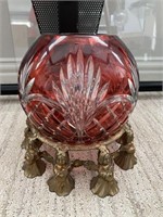 Lead crystal bowl on stand