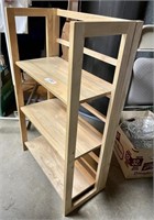 Folding wooden shelf