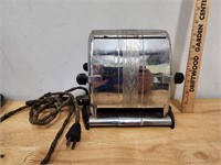 Antique Landers  Frary & Clark Toaster