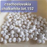 VTG CZECH 8MM GLASS CHALK-WHITE ROUND STONES