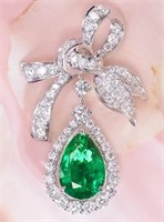 2.4ct Colombian Emerald 18Kt Gold Pendant