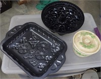 Grease Pot / Cake Pan / Bundt Pan