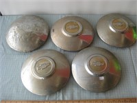 Set of 5 Vintage Hubcaps / 5 Chevrolet Hub Caps