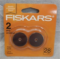 C12) NEW Fiskars 28mm Rotary Blade 2 Pack