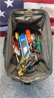 Mixed hand tools and bag