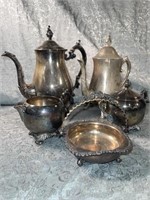 (G) Assortment of tea pots, creamer, sugar dish