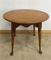 ROUND ROCK MAPLE ACCENT TABLE