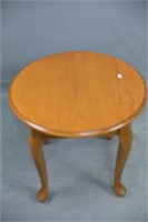 Round Oak End Table