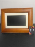 Digital Picture Frame 8"x10"