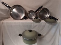 West Bend Town House Pan Set of 7