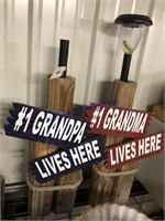 #1 GRANDPA/ GRANDMA HOME DECOR, APPROX 20" TALL