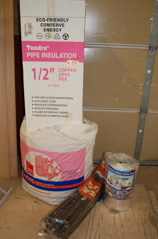 Roll of Fiberglass Insulation & Pipe insulation