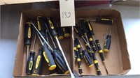 Titan assorted screwdrivers