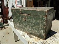 Antique primitive dovetailed wood box