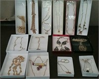 Box-14 PC. Necklaces, Most Gold Tone