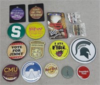C12) 16 Vintage Pins & Buttons MSU Ford Carter