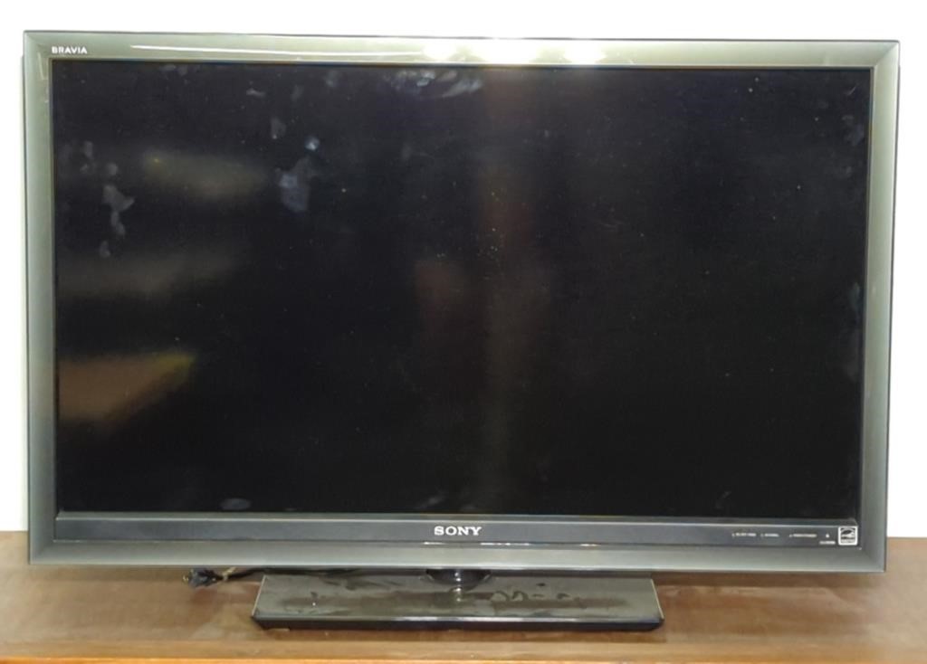 (F) Sony LCD DIGITAL Color 50"TV (Model