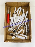 Lot of Random Kitchen Utensils