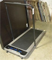 Lot #578 - Serene Life SLFTRD70 folding treadmill