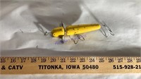 Globe Pflueger wood lure