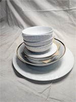 Dinner Plate, Serving Bowl, Sm. Bowls