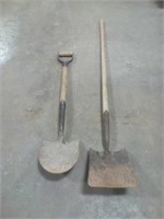 2 PC. Shovels