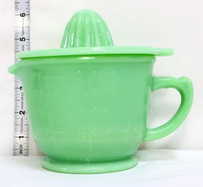 Jadeite 4 cup measurer with reamer