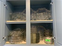 CABINET OF GLASSWARE / DISHES