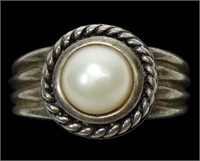 Sterling silver pearl ring with rope design halo,