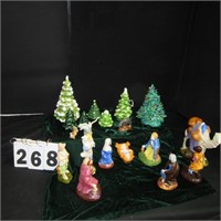 Group Nativity scene (10 pieces).