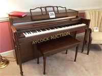 Yamaha piano w/stool & music books