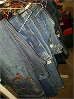 25 pair of assorted jeans. Includes South Pole,