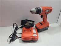 BLACK & DECKER 18V Drill with Battery & Charger